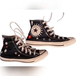 Converse Chuck Taylor All-Star Black Floral High Top Sneakers Womans 7
